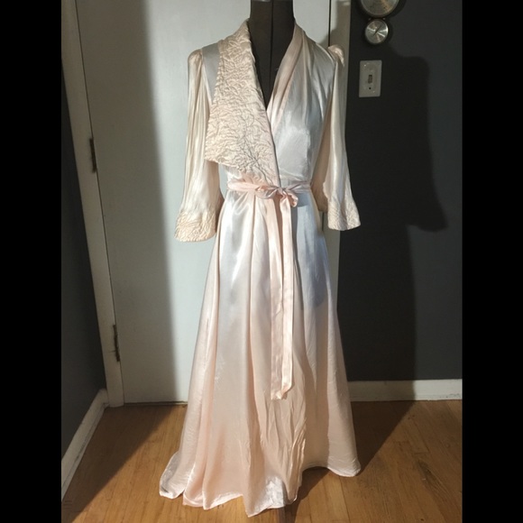 Vintage Other - Vintage 1940s satin robe size S/M
